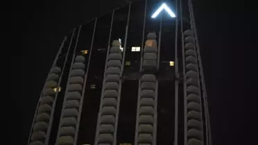 İHA'nin binaya çarpması sonrası oluşan duman