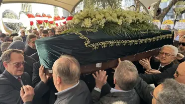 İzmir'de Öner Akgerman anısına çelenk