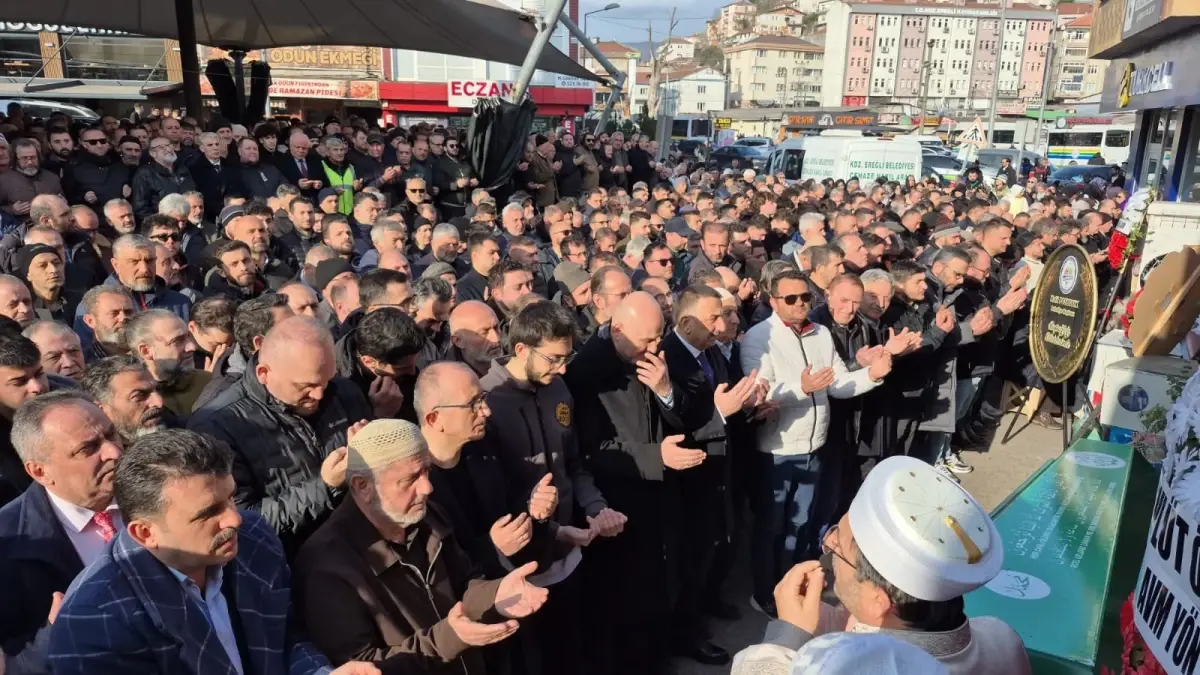 Zonguldak'ta Kahramanlık Girişimi Trajedisi: Ömer Danışmaz Hayatını Kaybetti