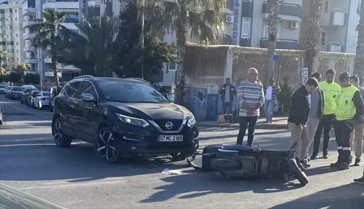Alanya’da Trafik Çarpışması: 1 Kişi Hayatını Kaybetti, 1 Yaralı