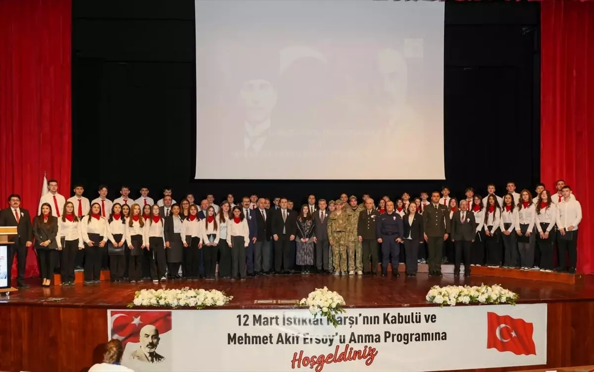 Artvin'de İstiklal Marşı’nın Kabulü Anısına Renkli Etkinlikler Düzenlendi