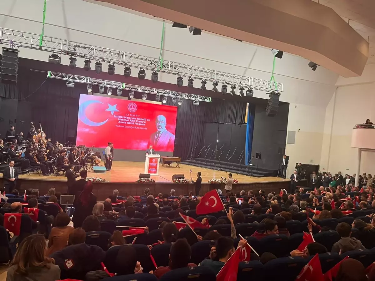 İstiklal Marşı’nın Derin Anlamı ve Gençliğe Yönelik Vurgular