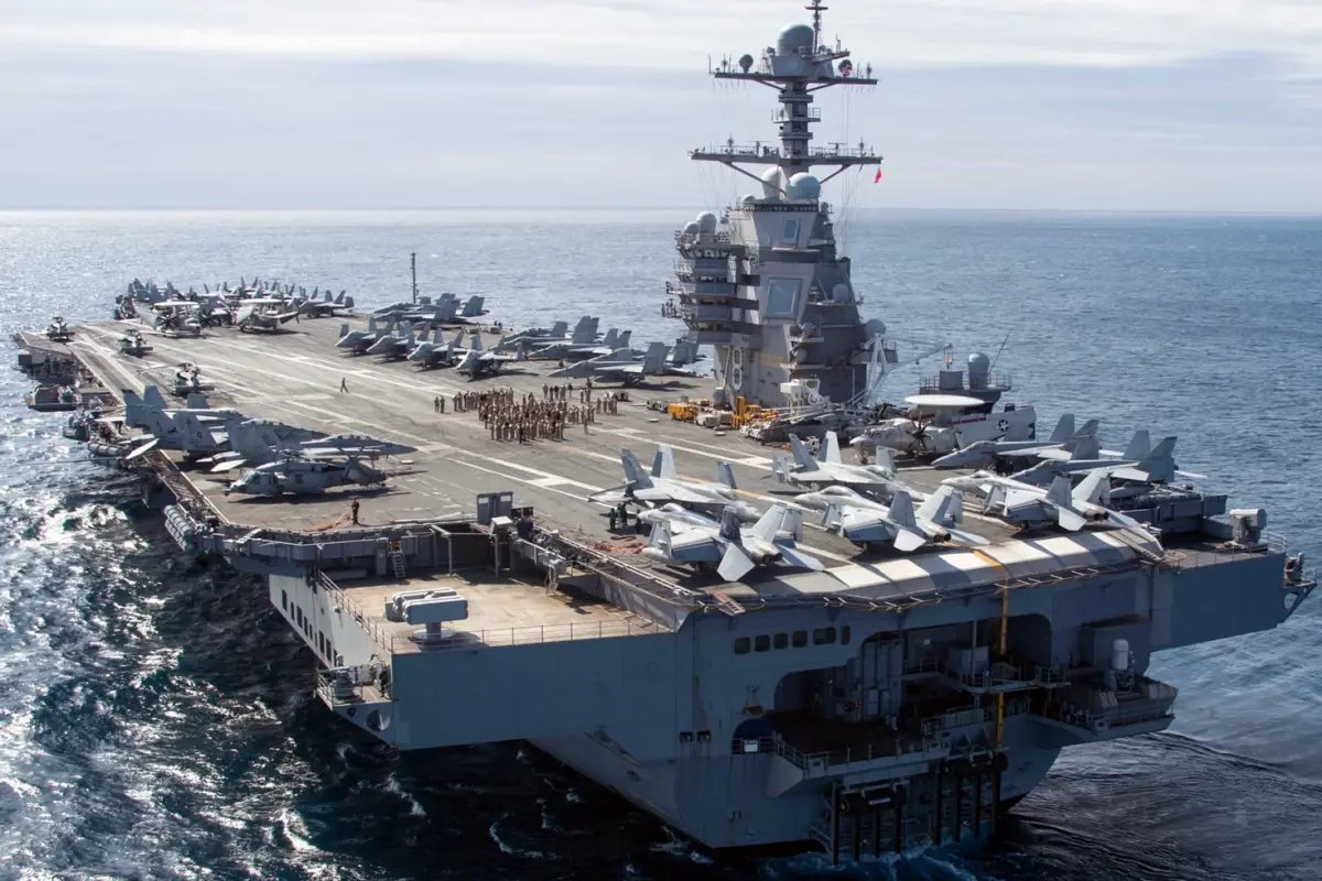 Gerald Ford Uçak Gemisinde Çıkan Yangın: İki Denizci Yaralandı