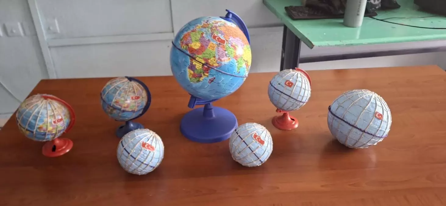 Görme Engellilere Dokunarak Öğretmek: Kabartmalı Dünya Küreleri