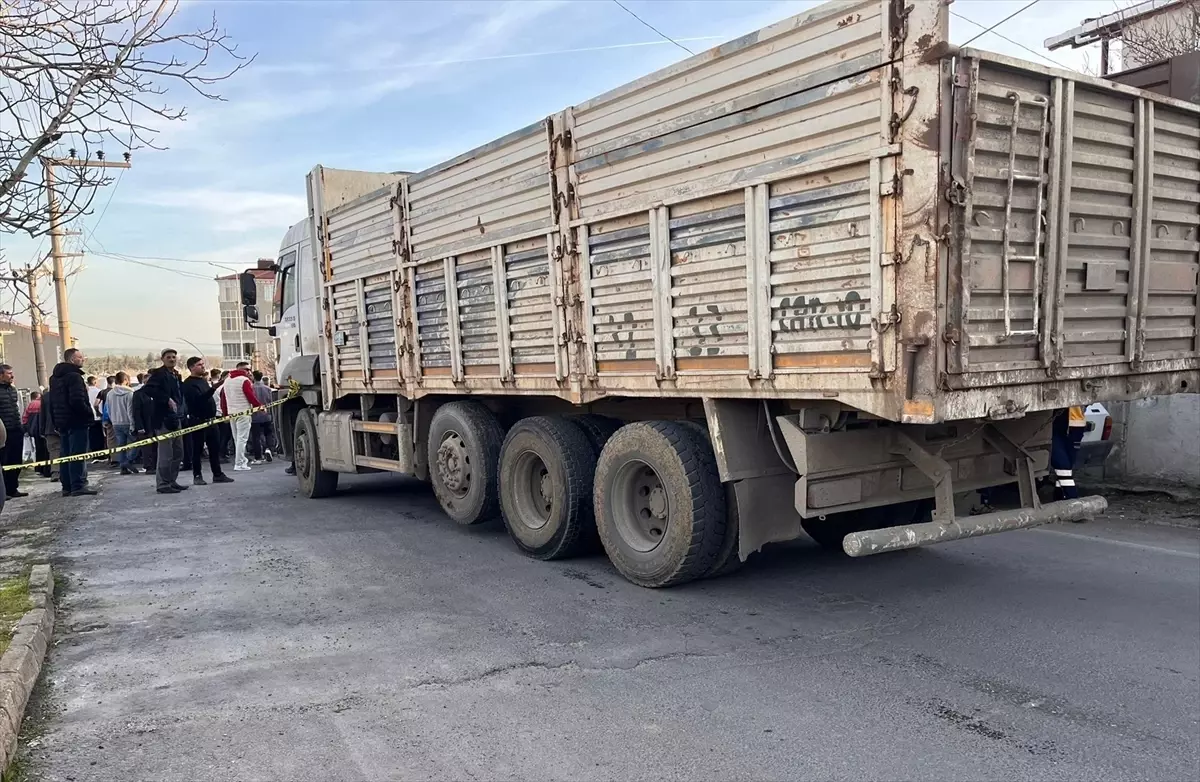 Tekirdağ’da Kamyon Kazası: 59 Yaşındaki Kadın Hayatını Kaybetti