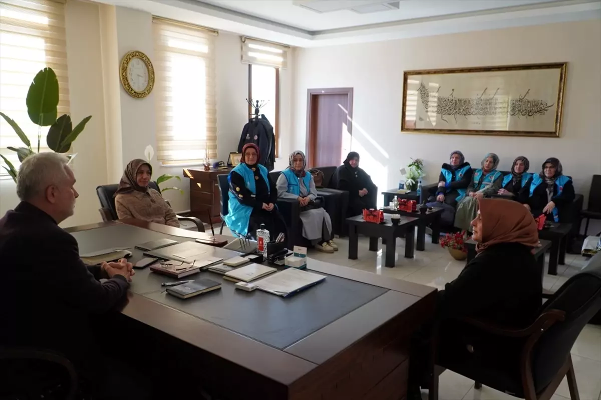 57. Alayı Yaşatma Derneği Başkanı Yılmaz, Tekirdağ Valisi Soytürk'ü Ziyaret Etti