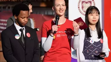 Etkinlikte okunan İstiklal Marşı’nın bir anı fotoğrafı