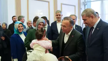 Gaziantep iftar programında Hacivat‑Karagöz gösterisi