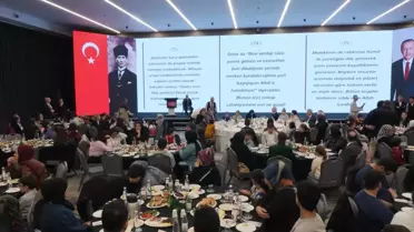İftar sofrasında Vali Davut Gül ve aileler