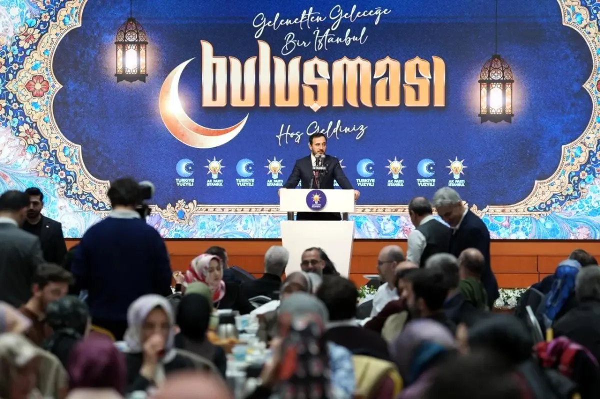 İstanbul’da “Gelenekten Geleceğe” İftar: 400 Sanat Ustası Bir Sofrada Buluştu