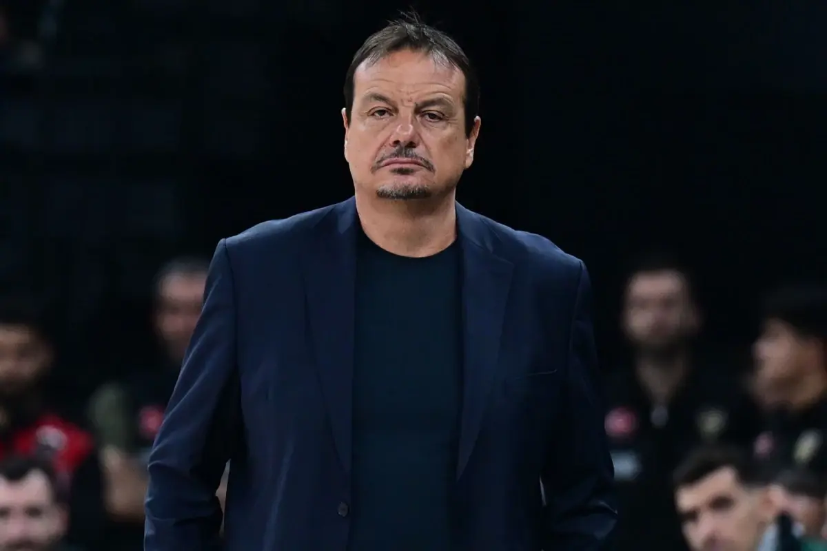 Ergin Ataman, Fenerbahçe'nin Avrupa Başarısını Takdir Ediyor