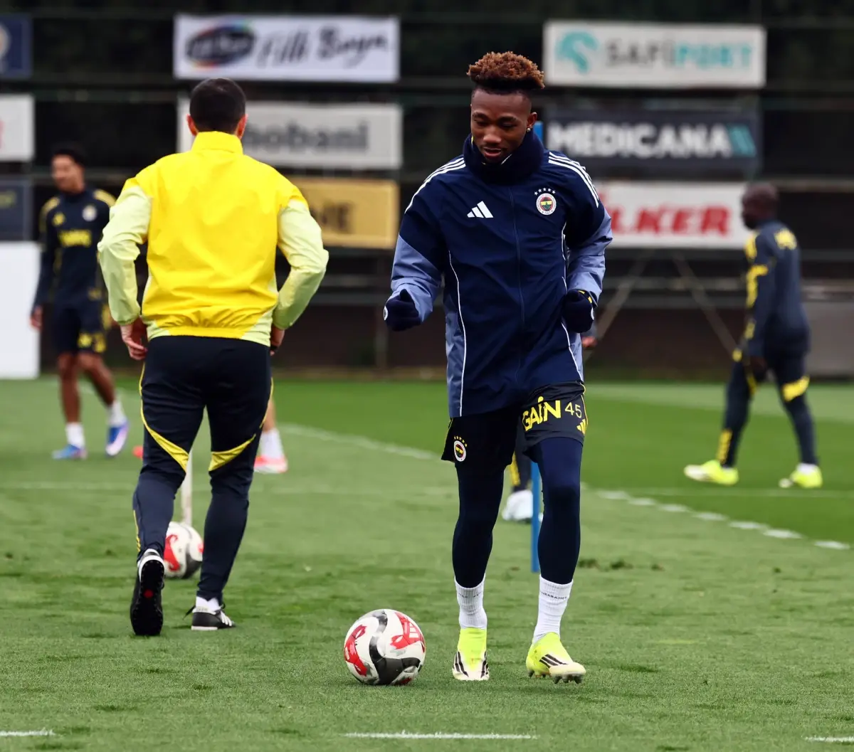 Fenerbahçe, Karagümrük Karşısında Sahaya Hazır