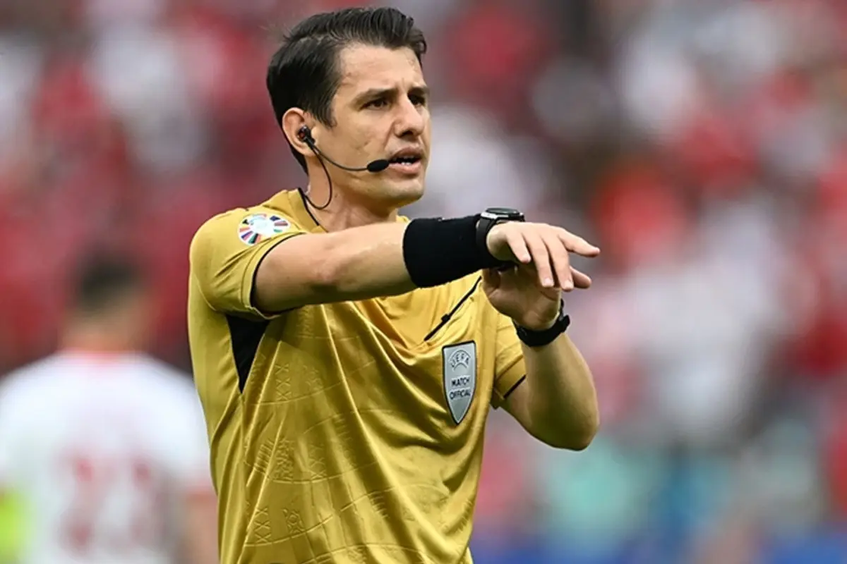 Halil Umut Meler'in Penaltı Kararı Şampiyonlar Ligi'nde Gerginliği Artırdı