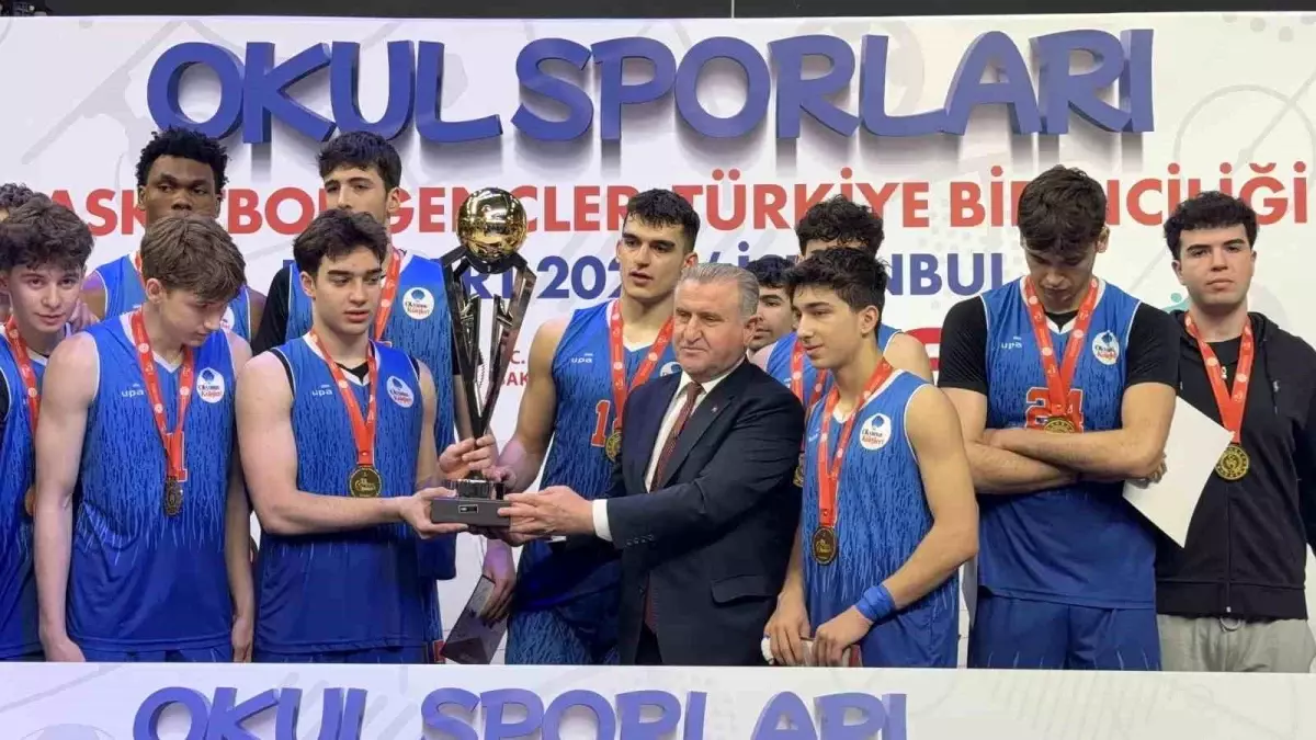 İstanbul’da Okul Sporları Basketbol Gençler Türkiye Birinciliği Finali Heyecanı