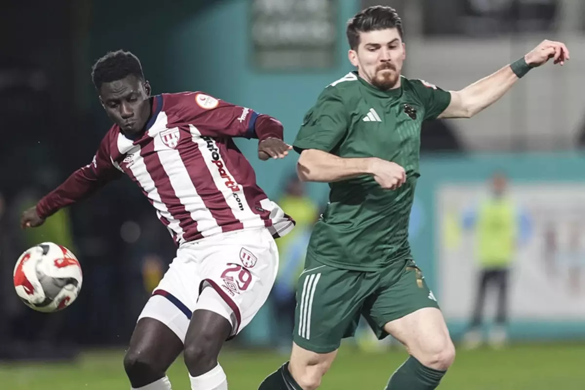 Esenler Erokspor, 1-1'lik Beraberlikle Liderliğe Yükseldi