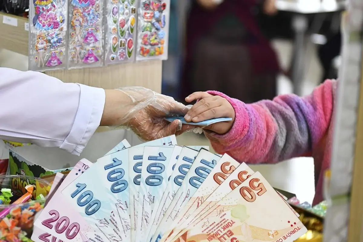 İstanbul’da Öğrencilere Aylık 2 Bin Liralık Kantin Kartı: Vali Gül’den Detaylar