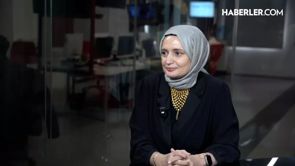 Katar’da Saldırının Ardından Türkiye’ye Dönüş Yapan Türk Vatandaşları ve Sosyal Medya Fenomeni Esra Şimşek’in Hikayesi