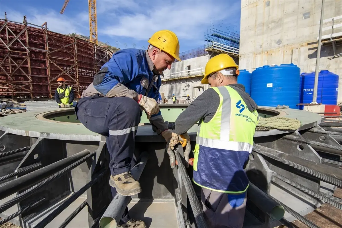 Akkuyu NGS'de Dördüncü Güç Ünitesi Montajı Tamamlandı, Reaktör Şaftı Yeni Aşamaya Geçti