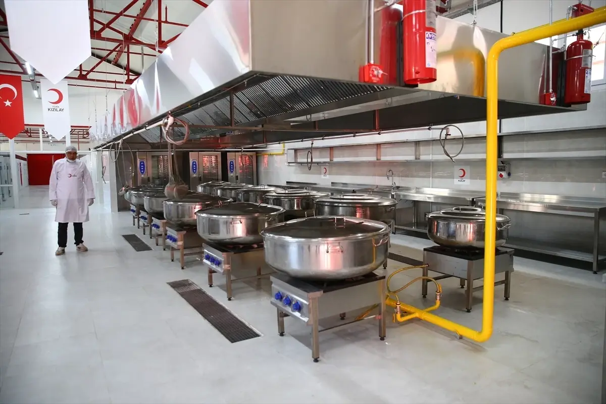 Adana’da Yeni Aşevi Açıldı: Kızılay’ın “81 İlde 81 Aşevi” Projesi