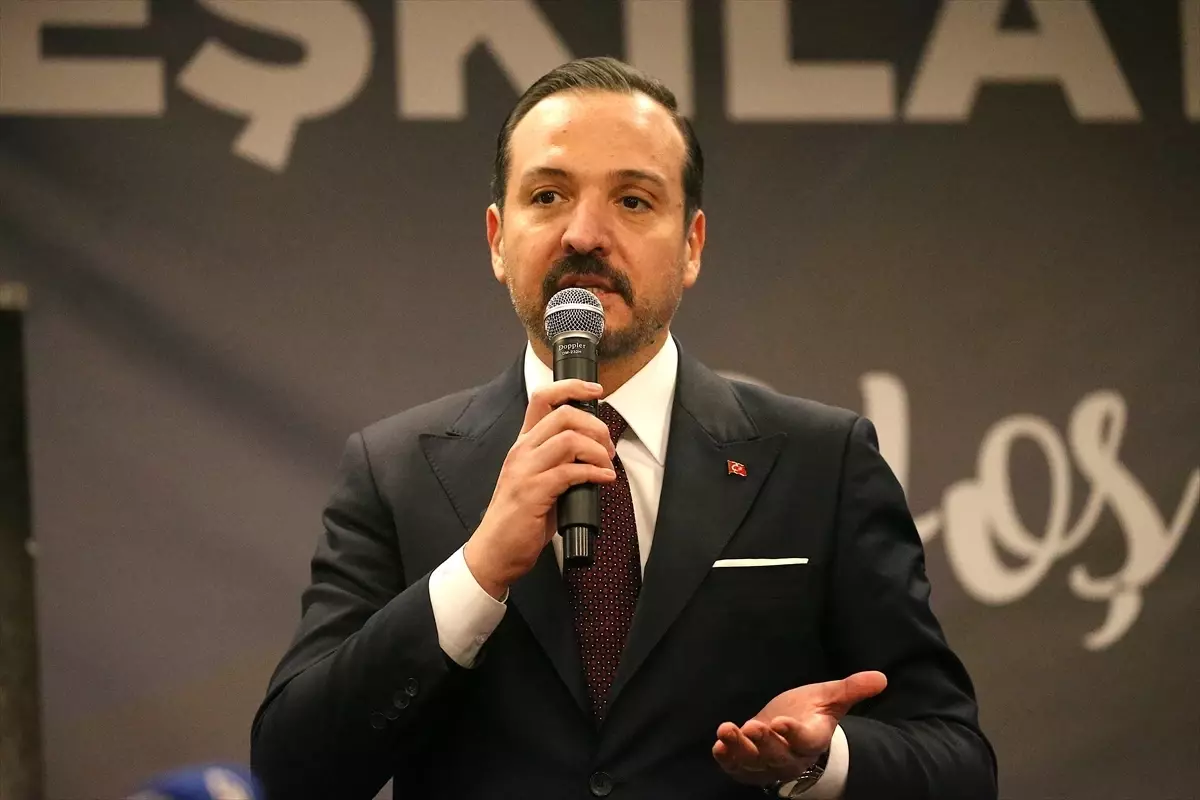 Kürşad Zorlu, Kars'ta Teşkilat İftarı'nda Azerbaycan Dostluğunu Vurguladı