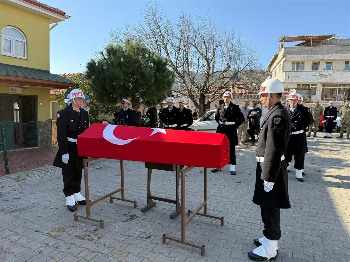 Ayvacık’ta Kıbrıs Gazisi Ramazan Çatkın’a Duygusal Veda