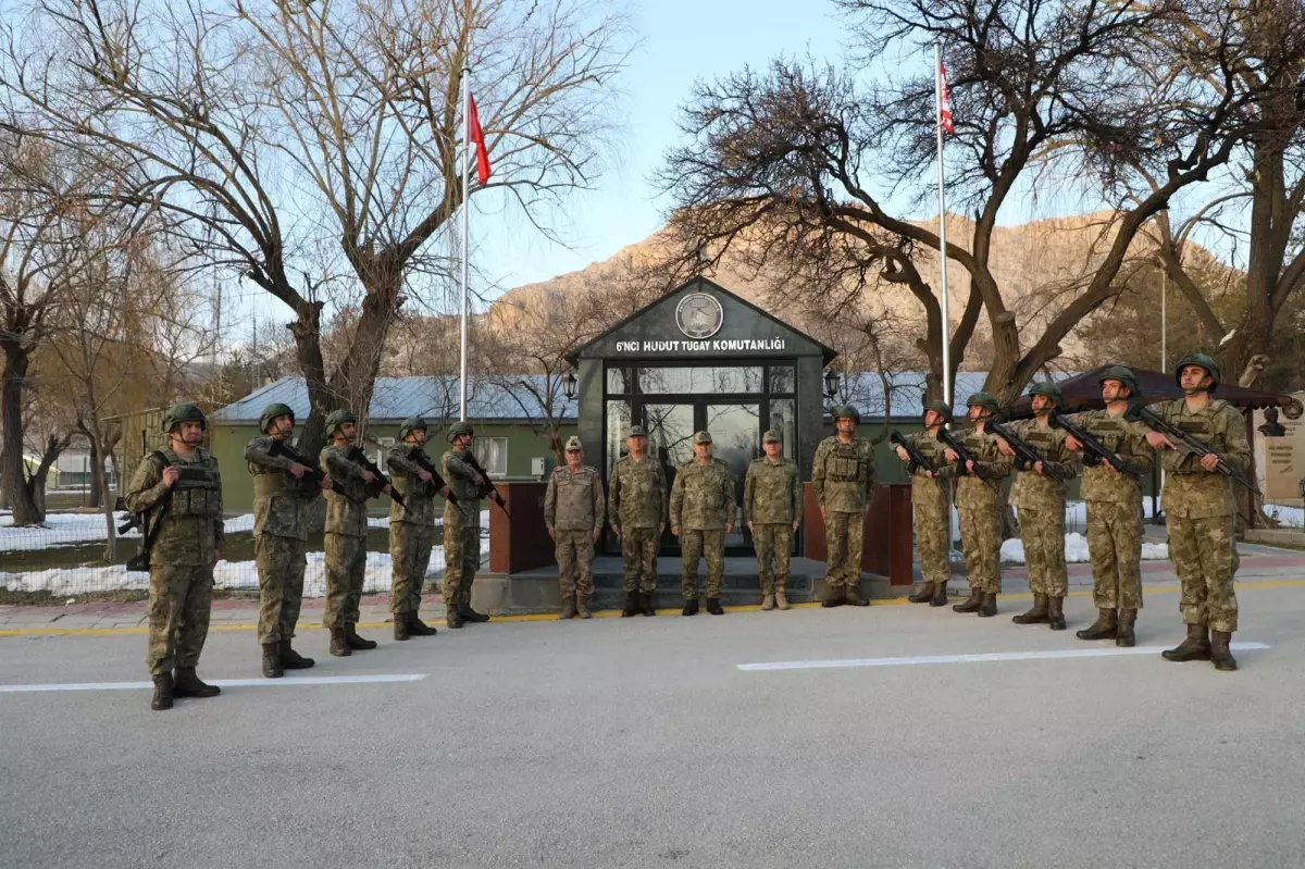 Kara Kuvvetleri Komutanı Metin Tokel, Van’da Hudut Birliklerini Yerinde İnceledi