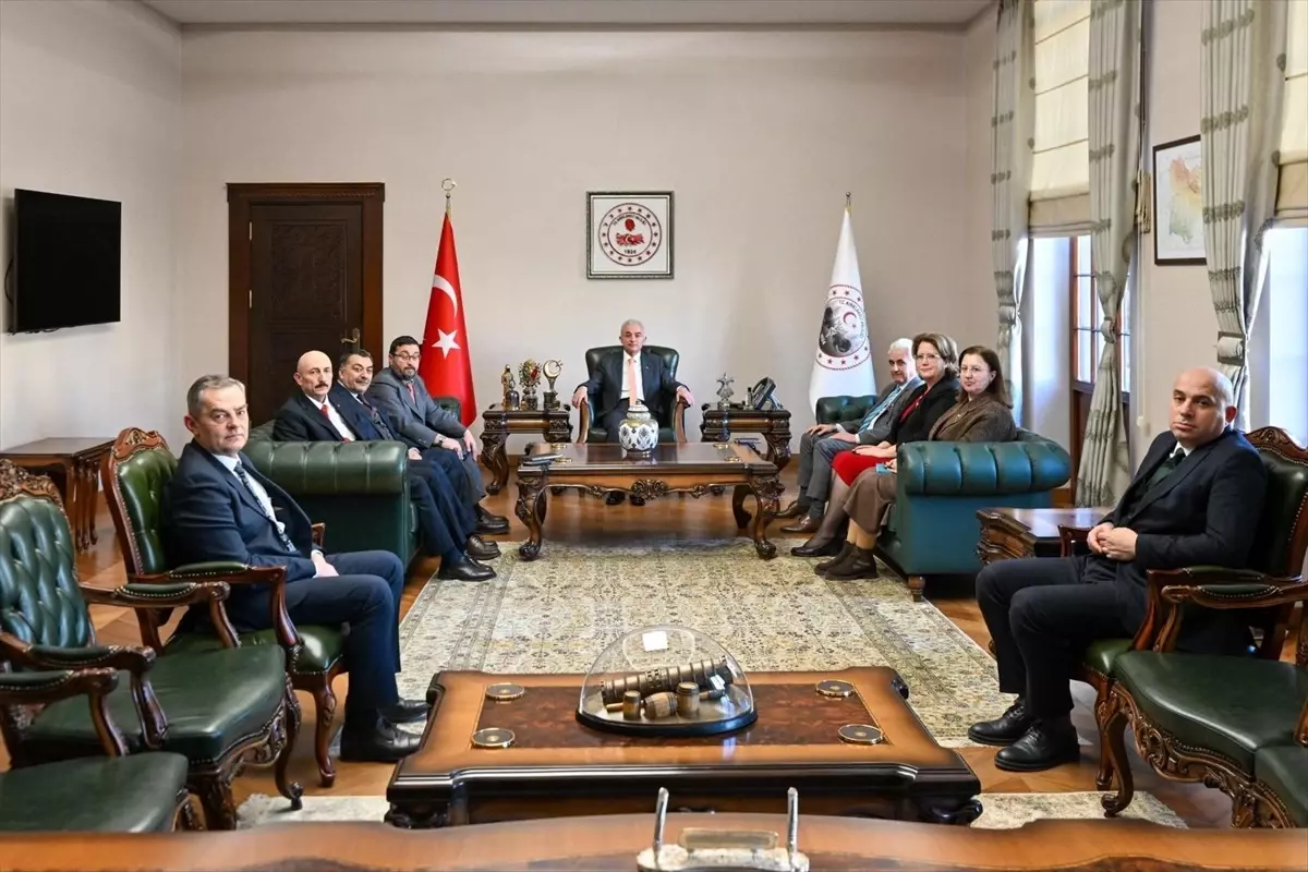 Kırklareli'nde Sosyal Yardım Dairesi Başkanları Toplantısı Gerçekleşti