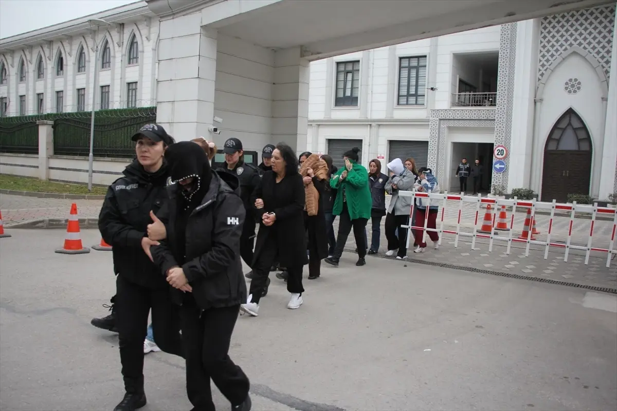 Kocaeli'de Siber Dolandırıcılık Operasyonu: 18 Şüpheli Tutuklandı