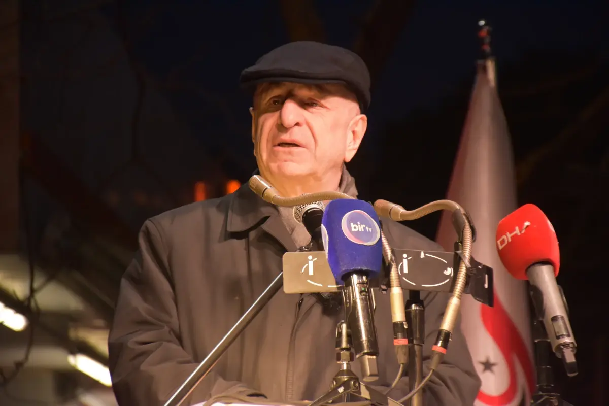 Ümit Özdağ, Prof. Dr. İlber Ortaylı’nın Vefatını Duyurdu: Türk Tarihçiliği Yeni Bir Döneme Giriyor