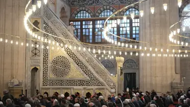 Selimiye Camisi içindeki namaz sahası