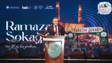Bakan Bak, KKTC'de Ramazan Sokağı'nı Ziyaret Etti ve Spor Ambargosunu Eleştirdi