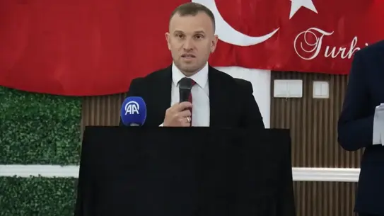 İftar sofrasında bir araya gelen katılımcılar