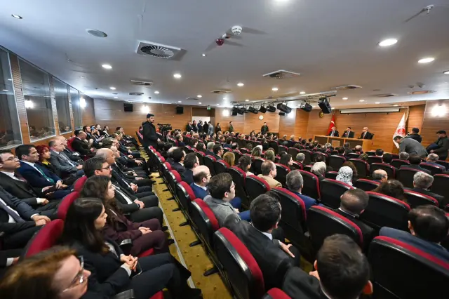 Mahkeme salonunda Bakan Gürlek