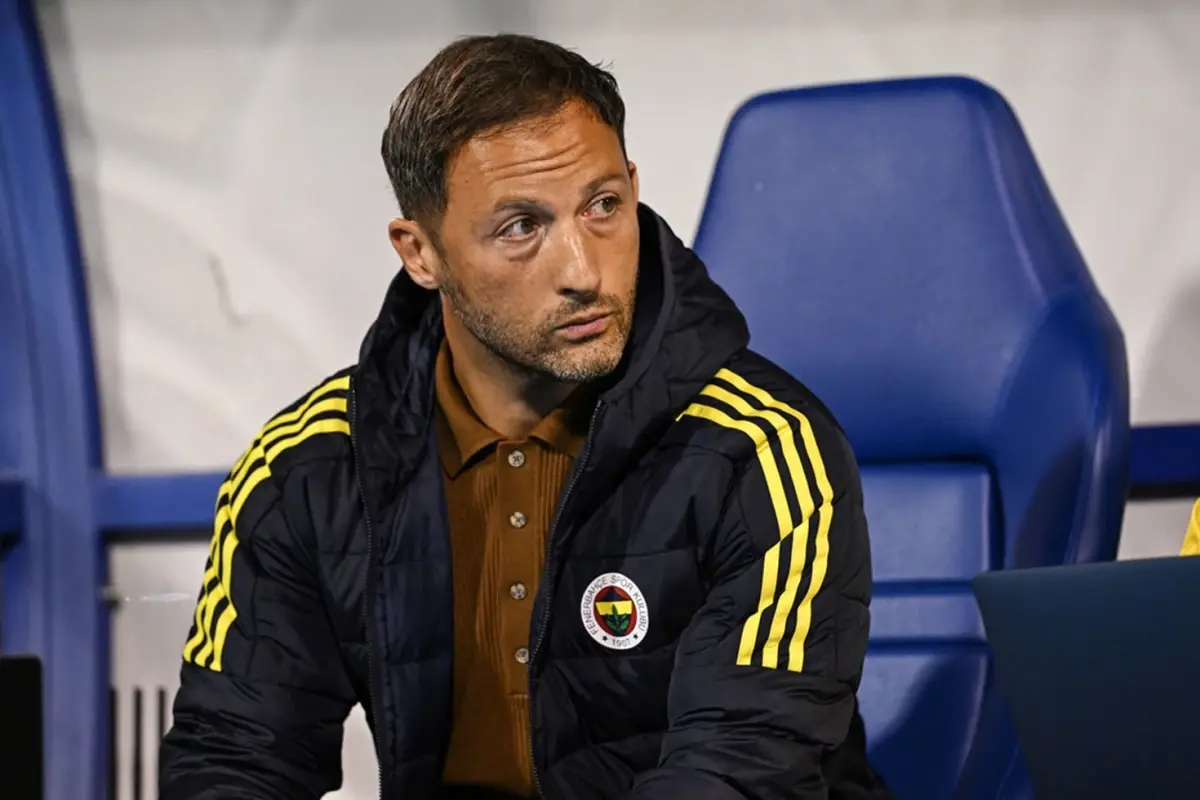 Fenerbahçe Taraftarından Domenico Tedesco'ya İstifa Talebi: 26. Hafta Skoru ve Tepkiler