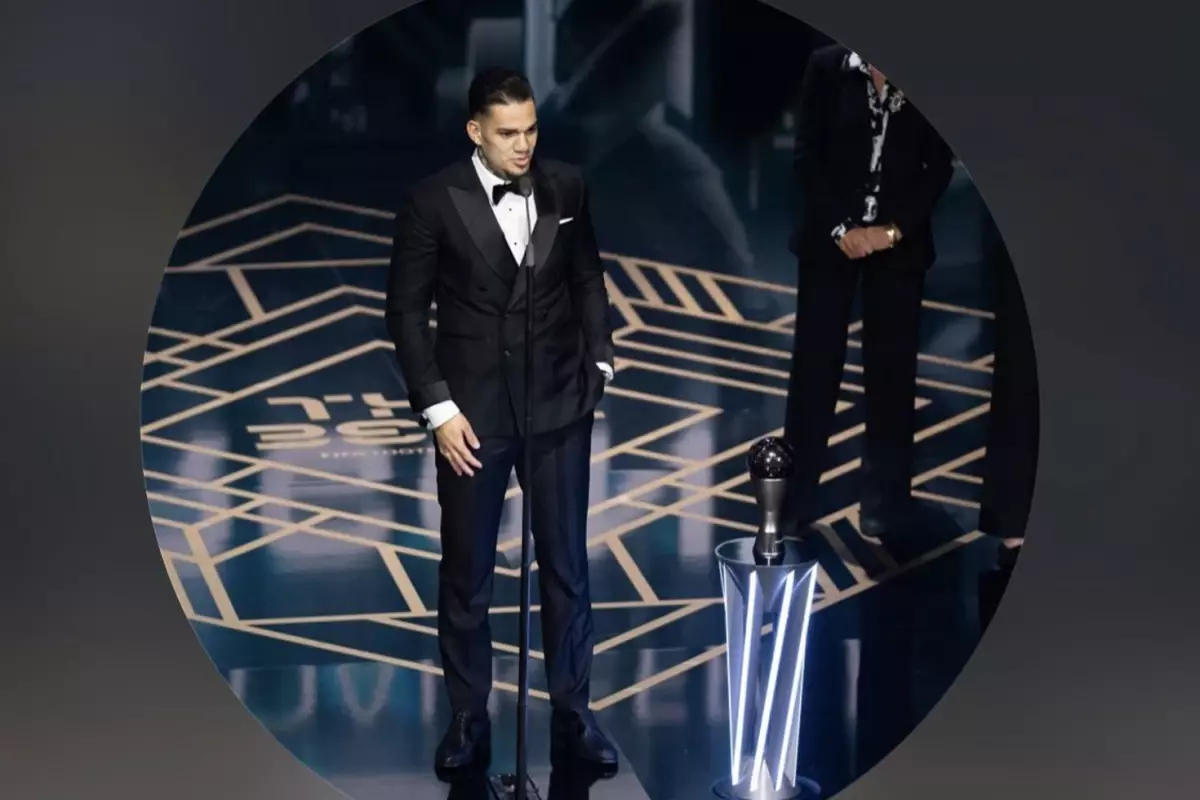 Ederson, Donnarumma'nun Real Madrid Performansını Kutlayarak Yılın Kalecisi Profil Fotoğrafını Paylaştı