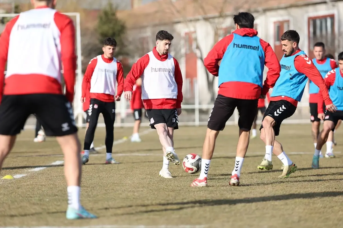 Sivasspor, Ümraniyespor Maçına Hazırlıklarını Hızlandırıyor