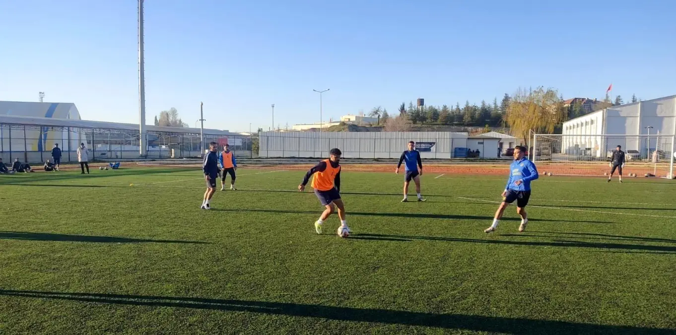 Söğütspor, lider Kahraman Kazan Belediyespor maçına odaklandı