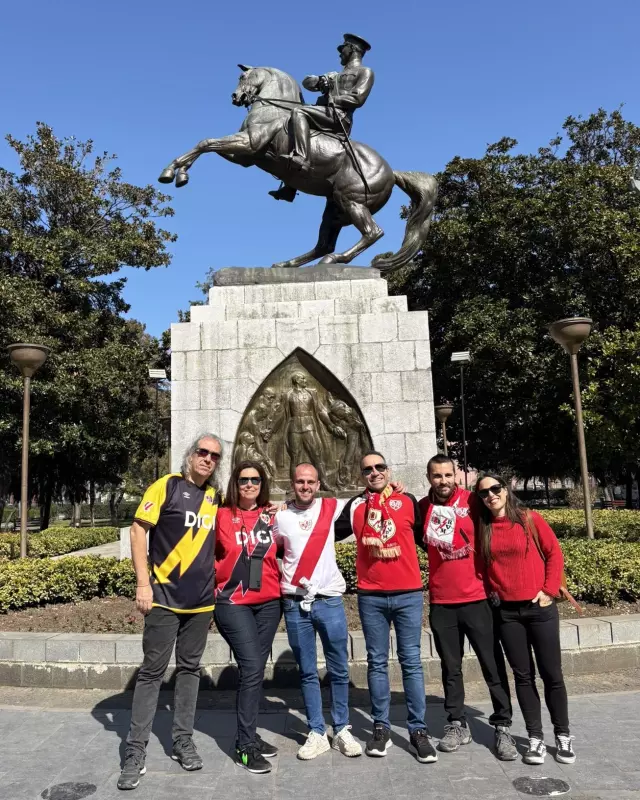 Taraftarların ortak tezahüratı