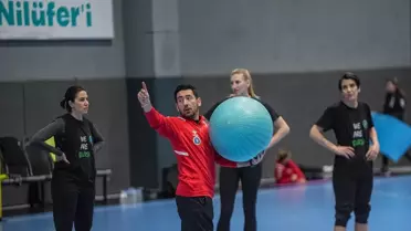 Bursa B.B. kadın hentbol maçı