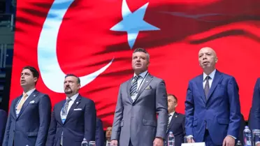 Fenerbahçe yönetim kurulu toplantı odasında