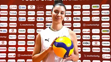 Kuzeyboru Kadın Voleybol Takımı sahada