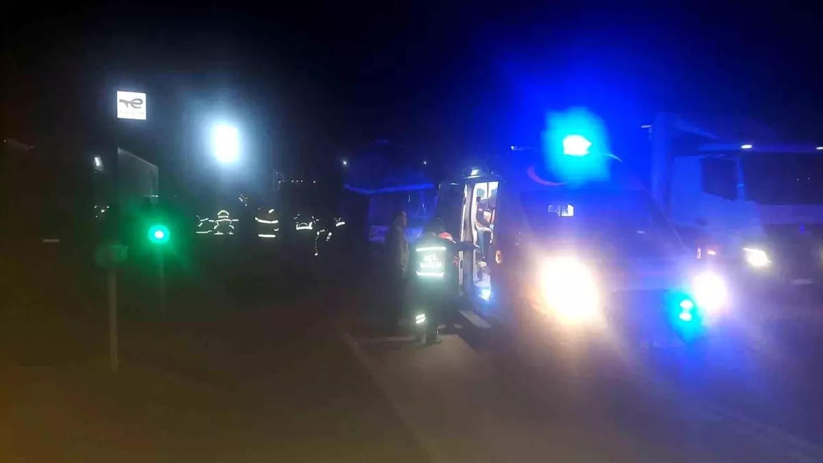 Merzifon’da Otobüs ve Tır Çarpışması: Çok Sayıda Yaralı