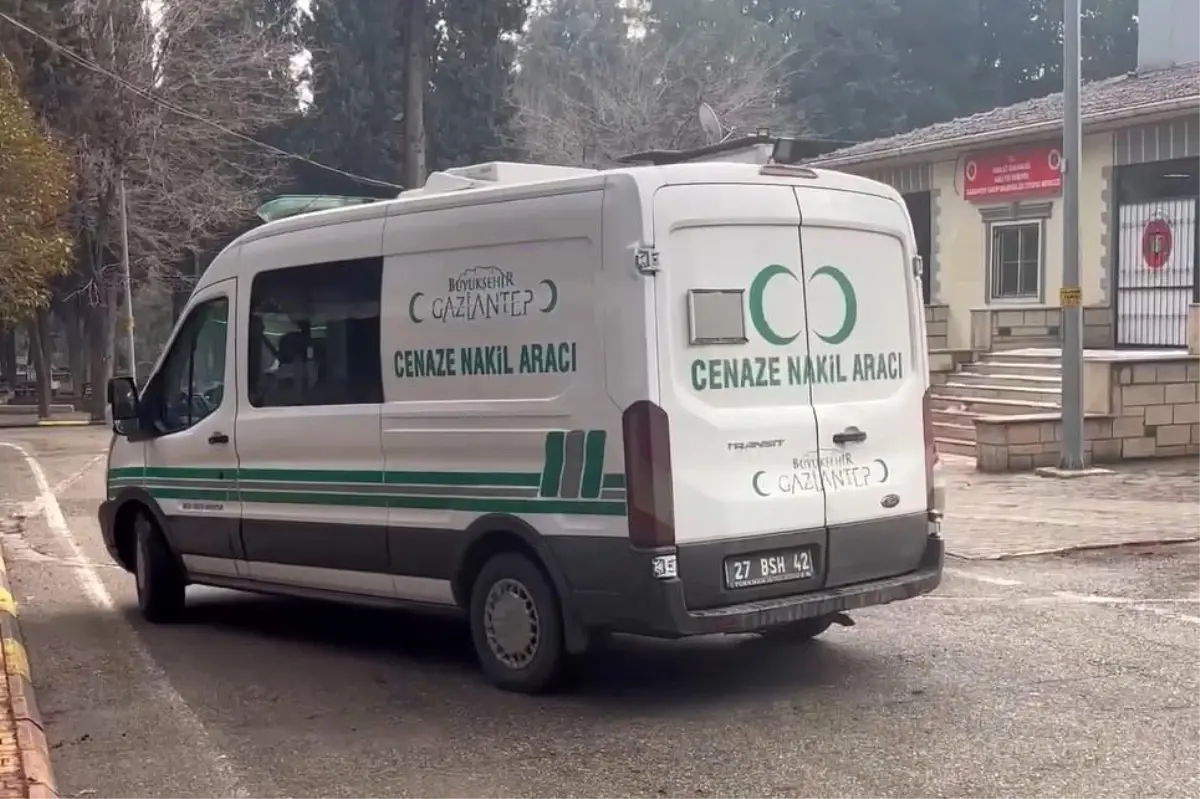 Gaziantep'te Halı Fabrikası Forklift Kazası: 54 Yaşındaki İşçi 7 Gün Sonra Hayatını Kaybetti