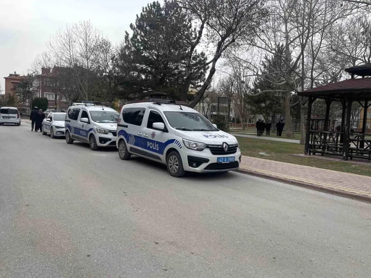 Konya’nın Merkez Parkında 17 Yaşındaki Genç Bıçakla Saldırıya Uğradı