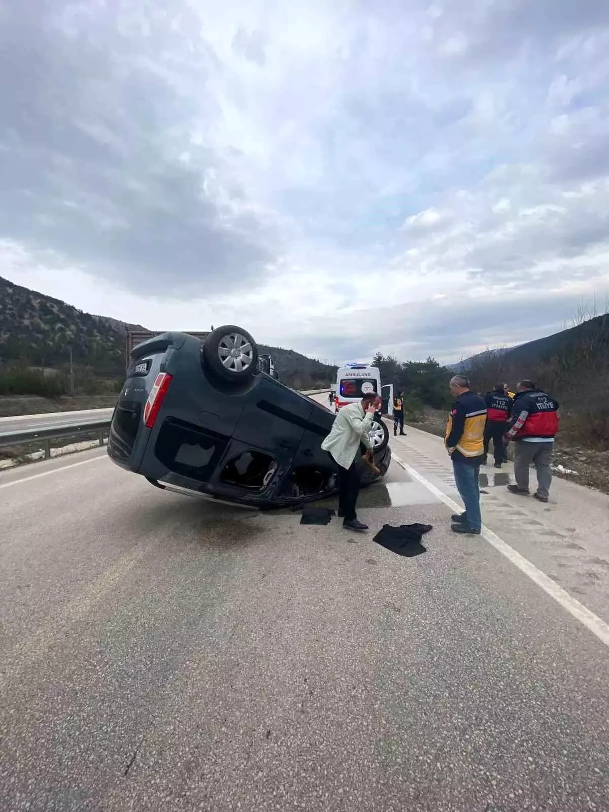 Tokat'ta Hafif Ticari Araç Kontrolünü Kaybetti, 1 Yaralı