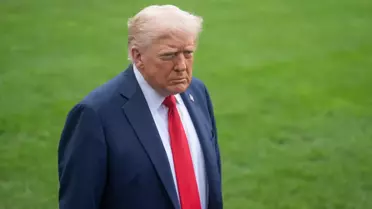 Hürmüz Boğazı'na sevk edilen savaş gemileri