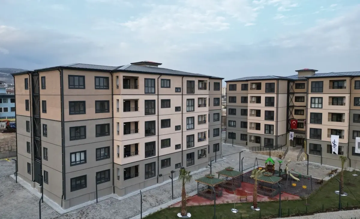 İş Bankası, Adıyaman’da 198 Lojman İnşa Ederek Depremzedelere Destek Sağladı