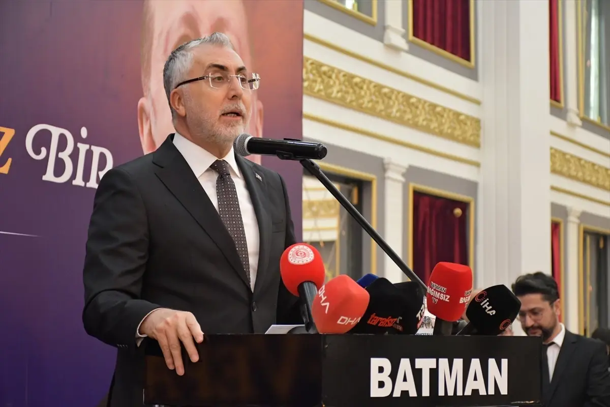 Batman İftar Programında Bakan Işıkhan'dan 12 Milyar TL'lik Teşvik Duyurusu