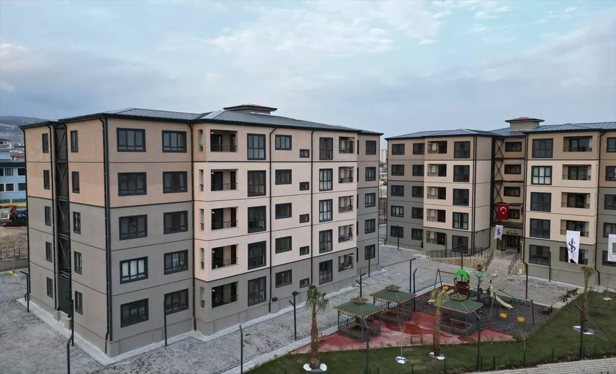 İş Bankası, Adıyaman’da Depremzedeler İçin Yeni Lojmanları Teslim Etti