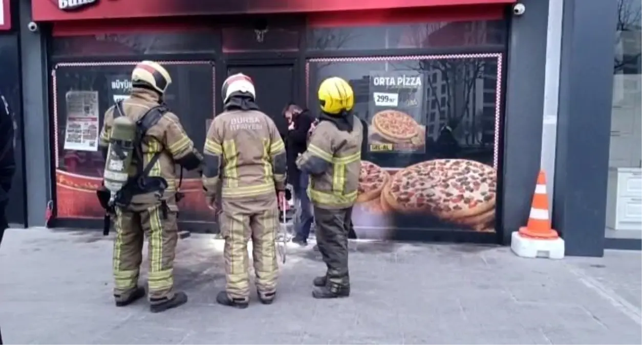 Bursa’da Maaş Sorunu Yaratılan Kurye Firması İtfaiyeye Kaptırıldı